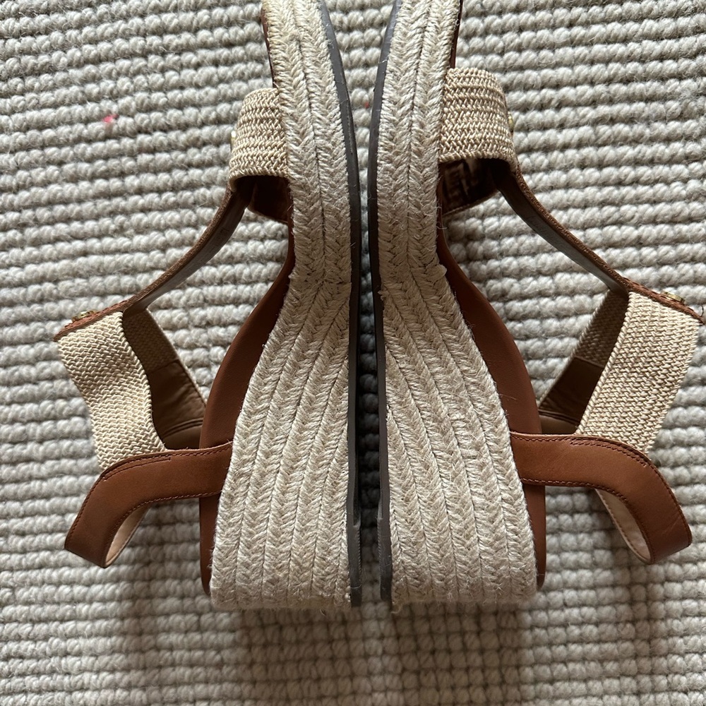 Vionic Brown and Natural Woven Leather Slingback Sandals - Picture 4 of 12